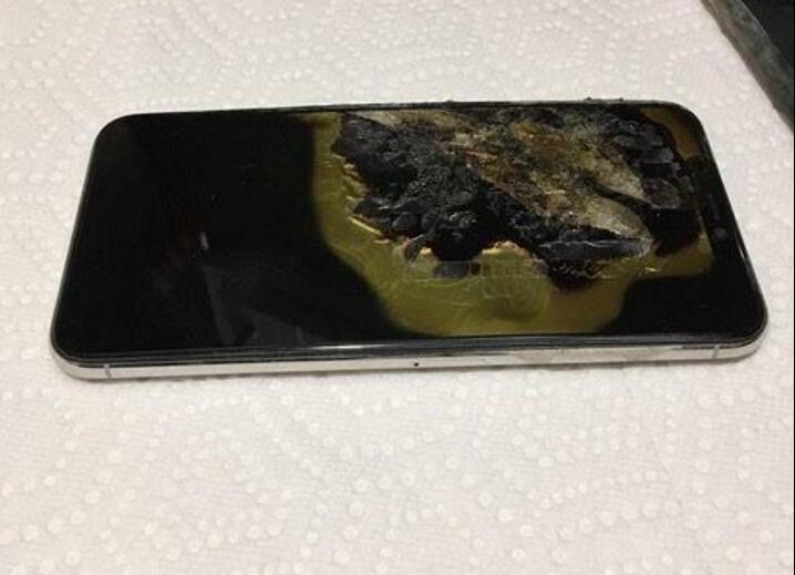 首台iPhone XS Max自燃 用户购买使用还不到一个月