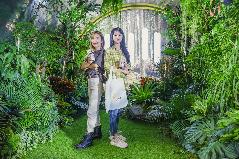 _图4-“威马一罐森林”网红打卡趣味体验.jpg