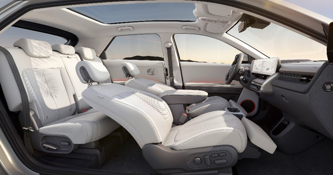 现代汽车IONIQ(艾尼氪) 5全球首秀  开启环保电动出行新时代